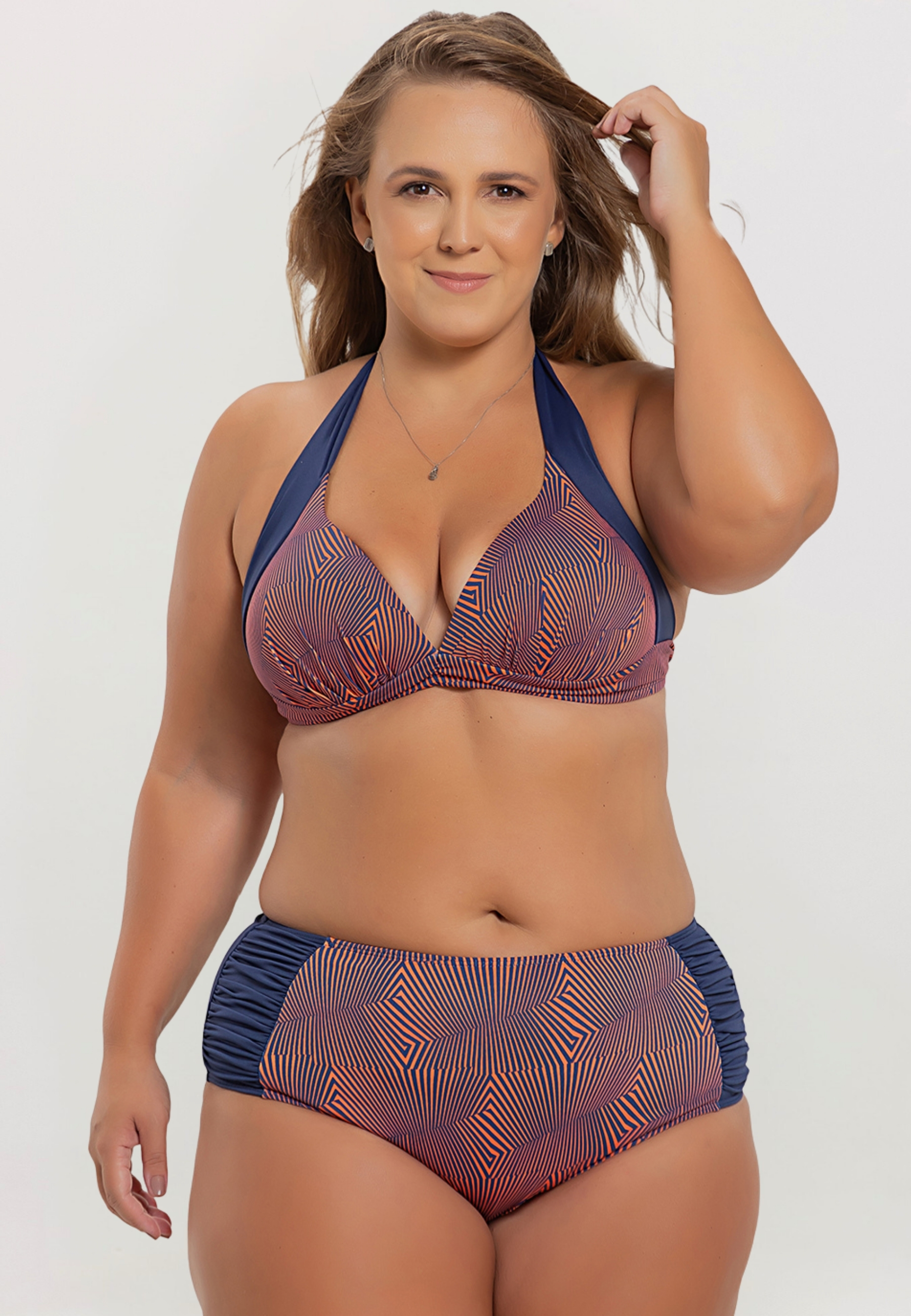 Biquíni Plus Size Com Bojo E Calcinha Drapeada Estampado Savana